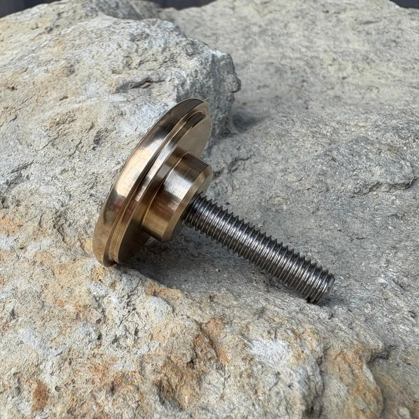 Bolt-less BRONZE Top Cap